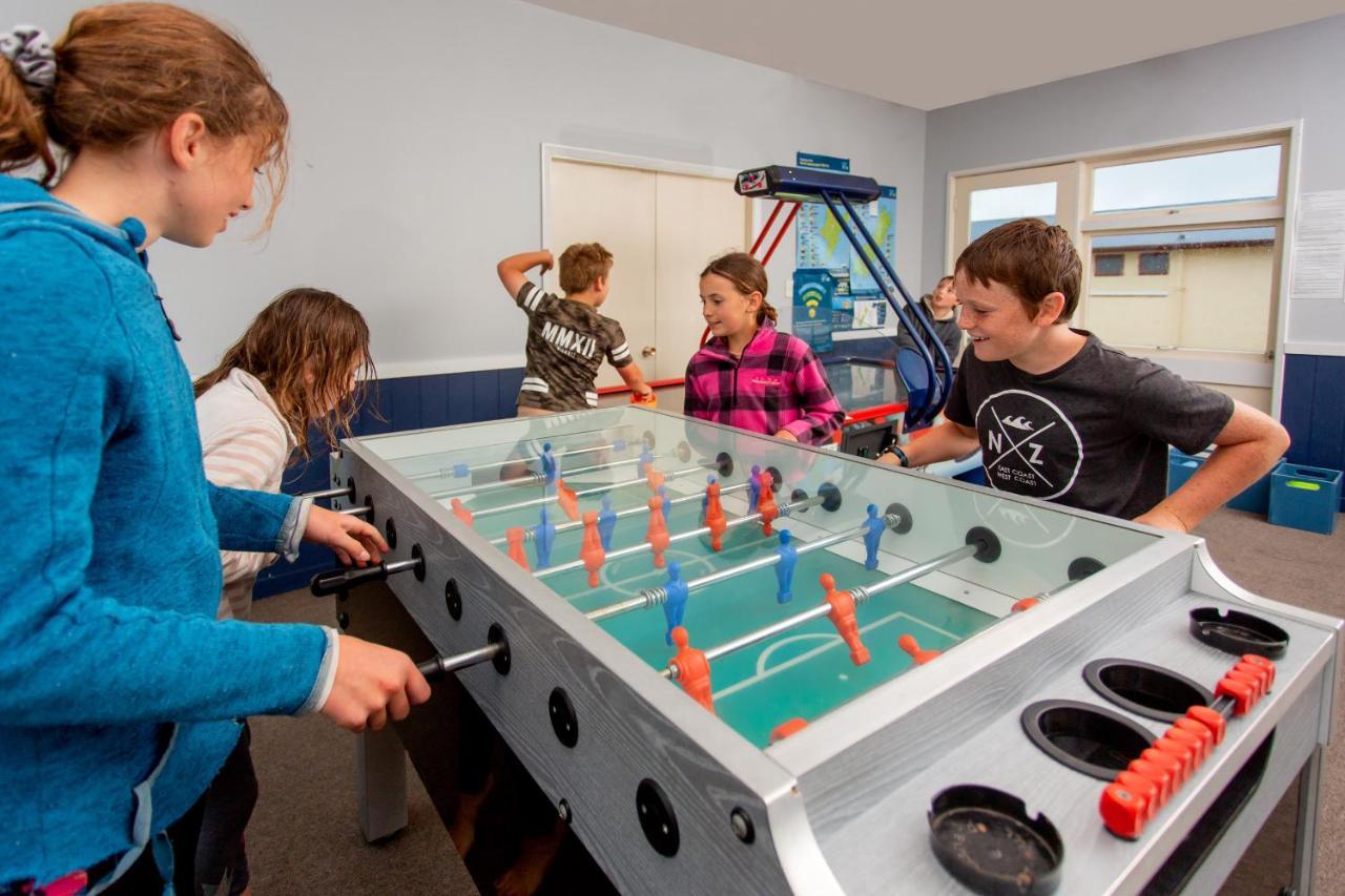 Carters Beach Top 10 Holiday Park Westport Buitenkant foto